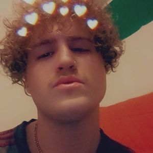 Meet your Posher, Cameron